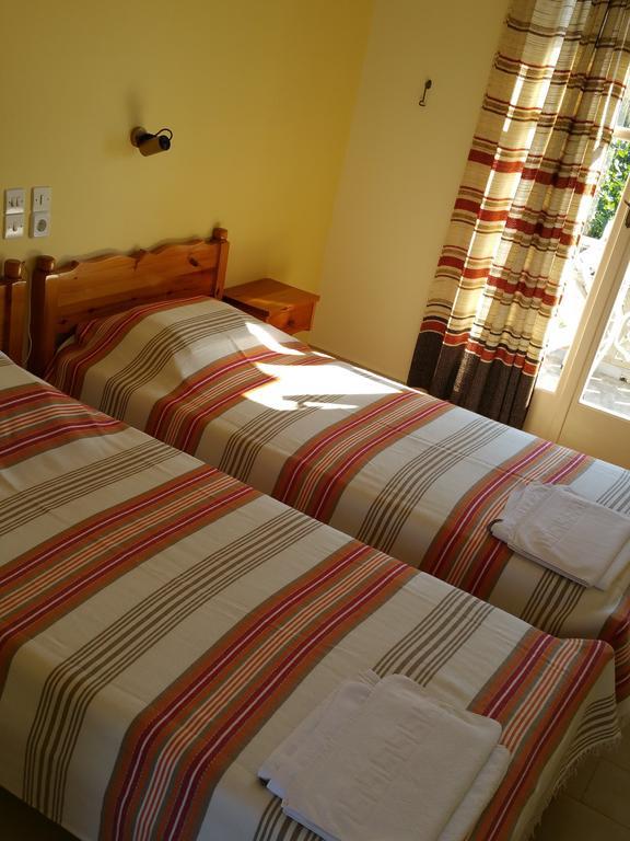 Guesthouse Karidia Skala Eressos Eksteriør billede